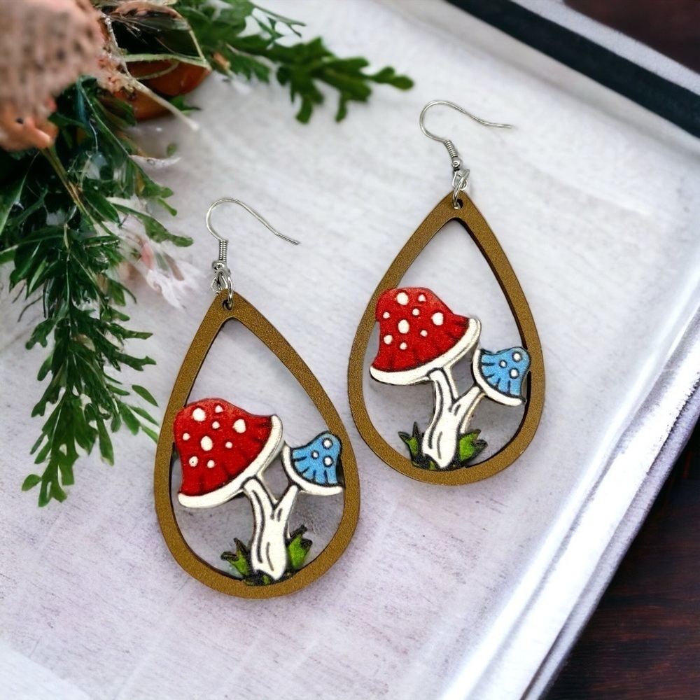 Natural Charm: Handcrafted Wooden Earrings Featuring Delightful Mushroom Duo!